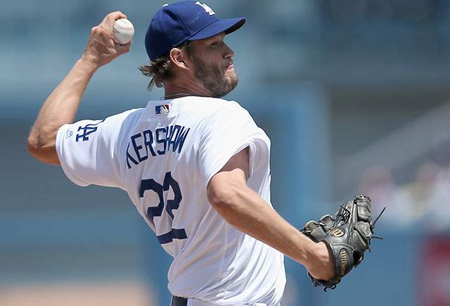 clayton-kershaw-dodgers-awards-watch.jpg